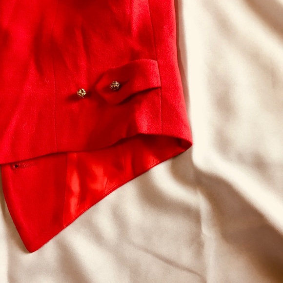 FLORINE WACHTER RED WOOL VEST GOLD BUTTONS SIZE 6 - Picture 7 of 8